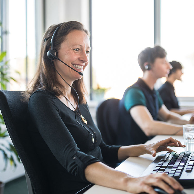 Lady in a call centre