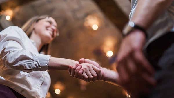 An image of a handshake