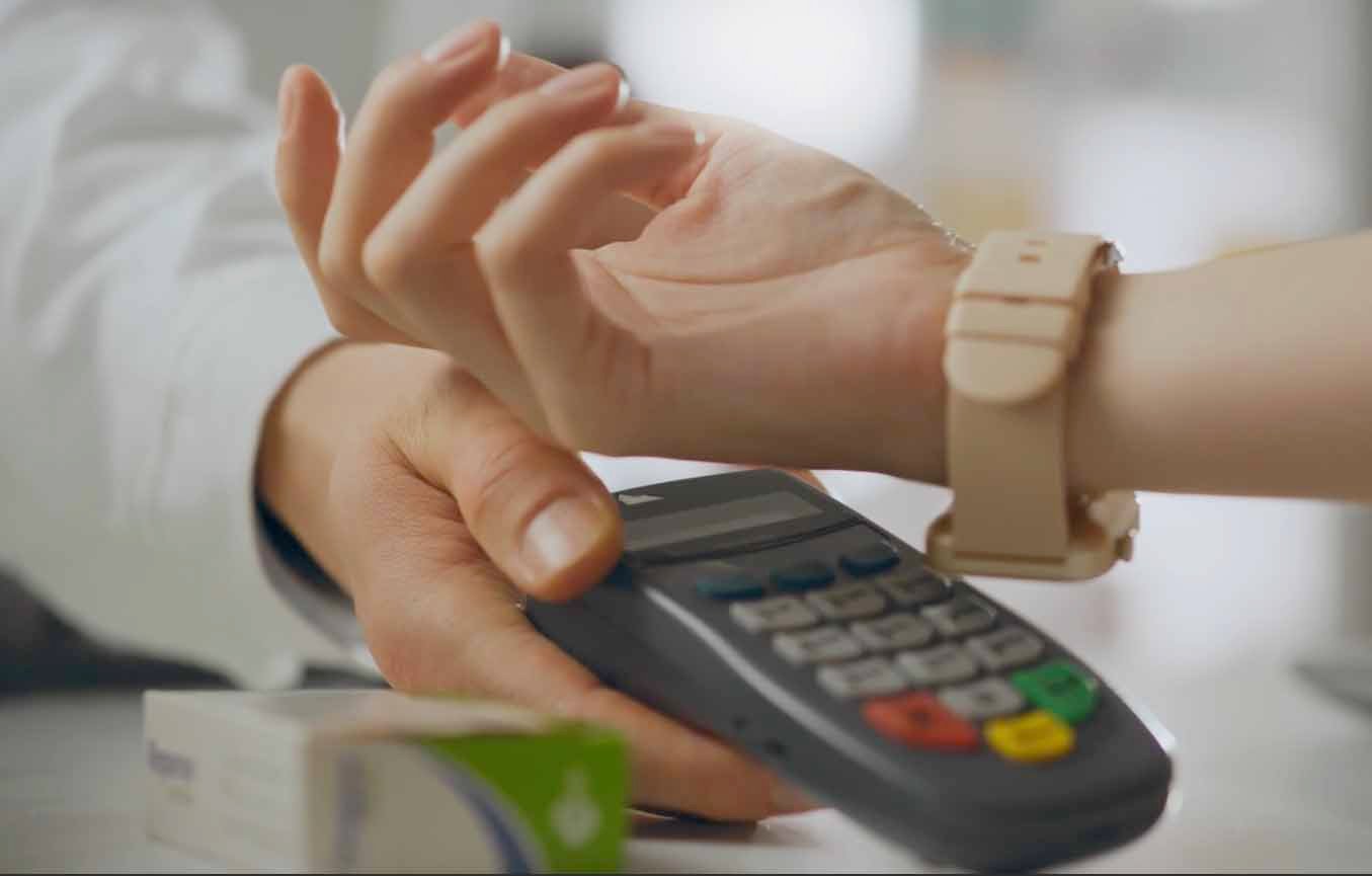 Paying via watch wallet