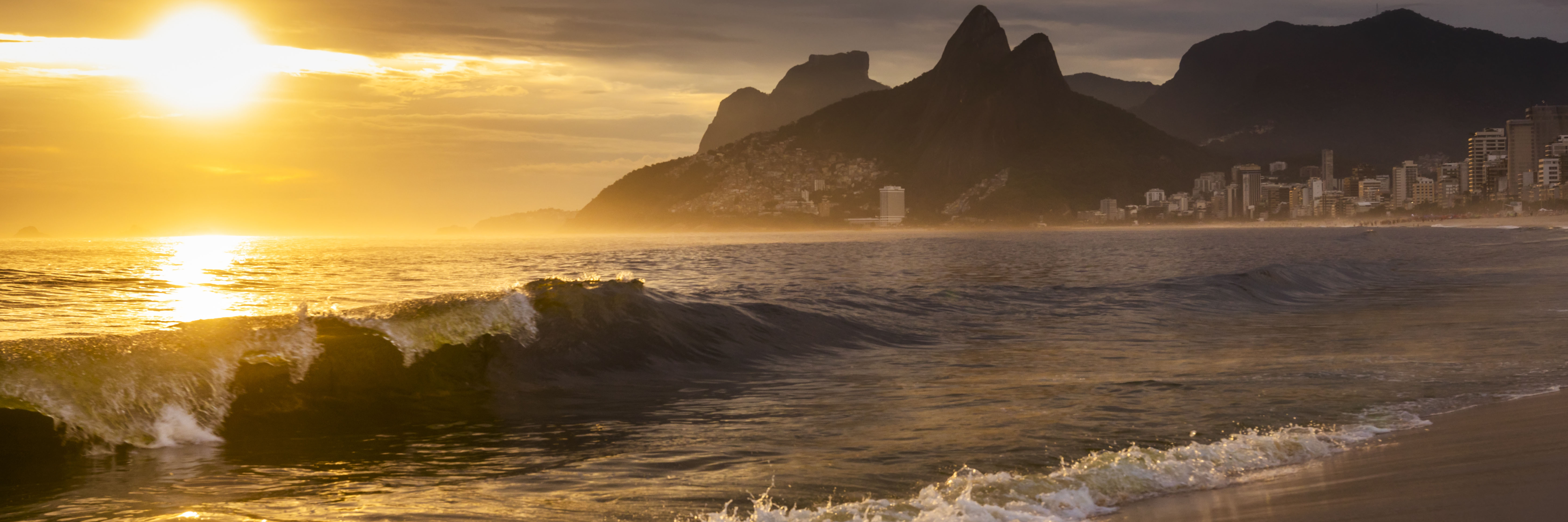 Beautiful-scene-of-a-sea